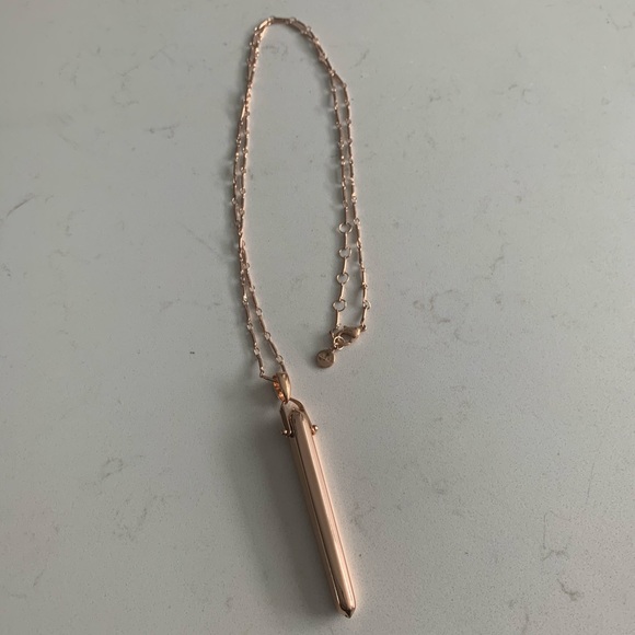 Stella & Dot Rebel pendant
